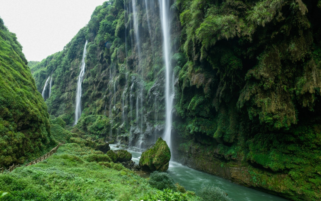 【喜迎2024国际山地旅游暨户外运动大会】兴义市为何入选2024年气候康养最优推荐地？探秘北纬25度的康养胜地(图4)