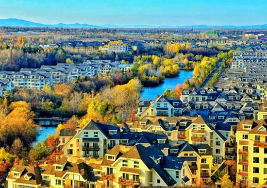 长白山景区接待游客突破27484万人次长白山秋季旅游持续火爆(图12)