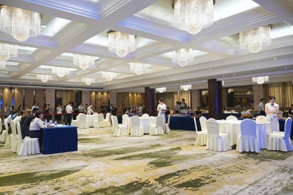 z6尊龙·中国网站：镇江举办2024年旅游饭店从业人员服务技能竞赛(图2)