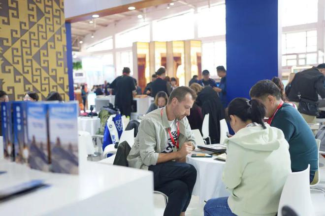 现场COTTM2024：高端游、康养游、深度中亚游…出境游趋势前瞻(图1)