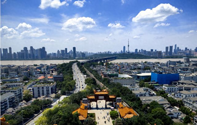 康养文旅产业迎来发展各地支持打造“康养+文旅”新模式(图1)