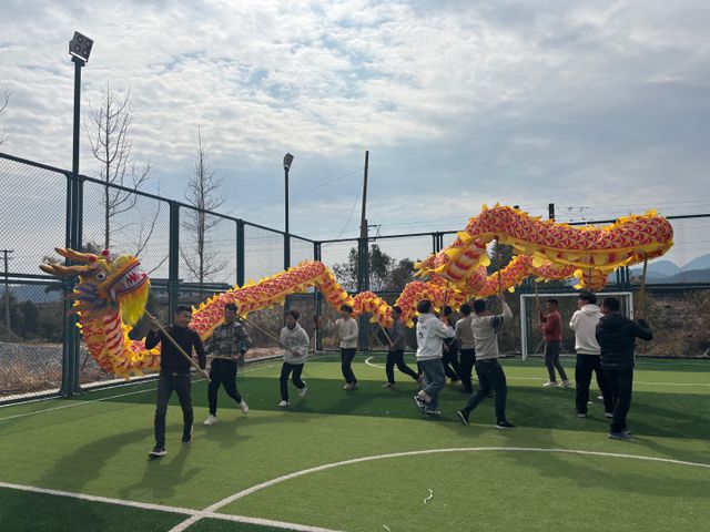 环城跑、舞龙灯、怀旧小火车……当元宵节与森林康养小城相遇(图6)