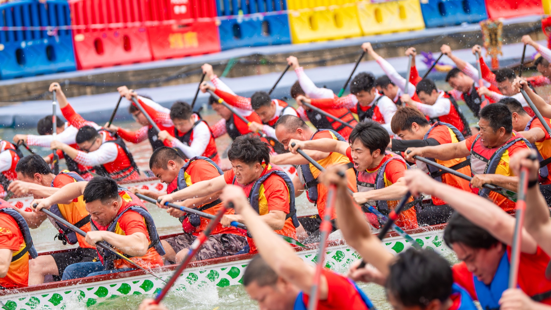 2025年全国龙舟大联动佛山龙舟超级联赛启动(图2)