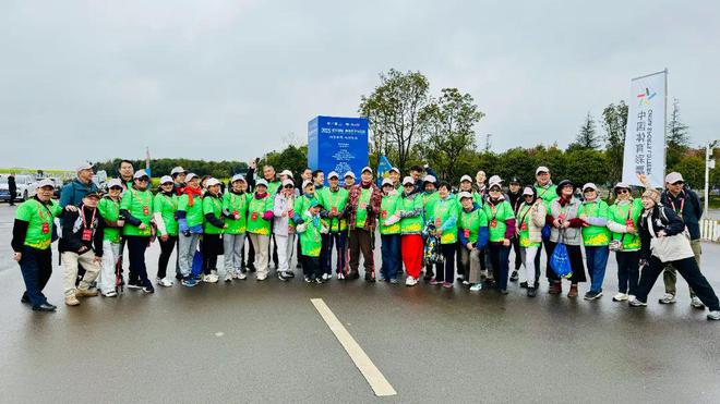 91岁旅客花海徒步5公里为罗平旅居康养点赞！(图8)