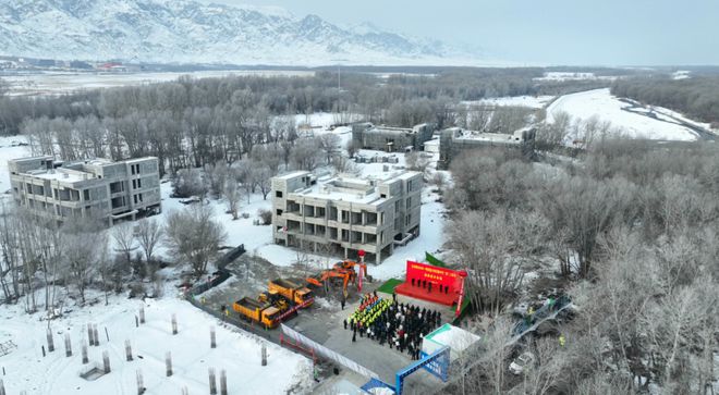 z6尊龙入口：加速建设！温泉县秘境森林康养中心将于11月竣工！(图1)