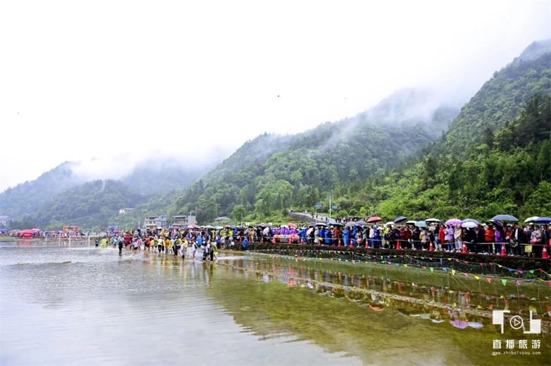 咸丰县2024避暑康养精品旅游线路出炉(图6)