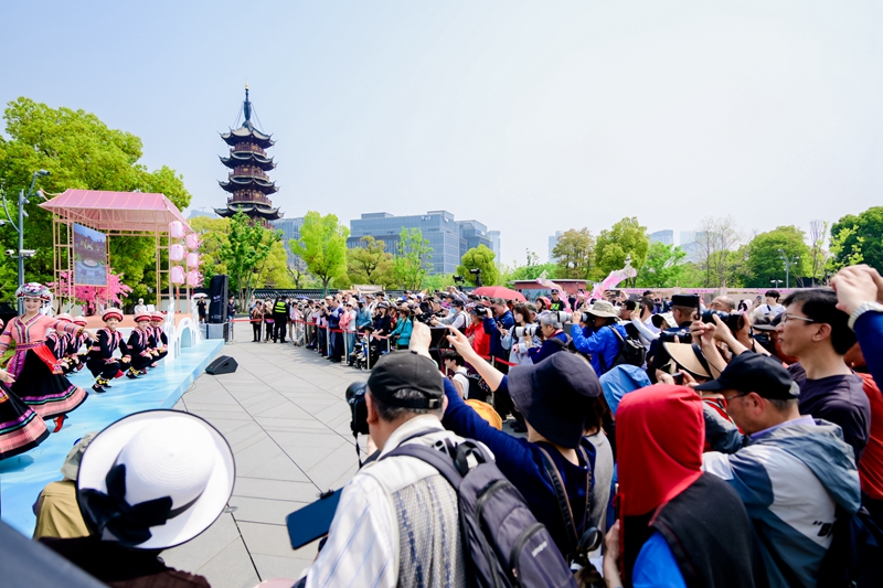 2025年“康养旅居在屏边”上海市宣传推介活动举办_新华网(图1)