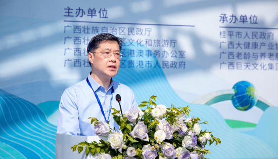 z6尊龙平台：新华网丨香港长者广西旅居康养首发团欢迎活动在桂平举行(图3)
