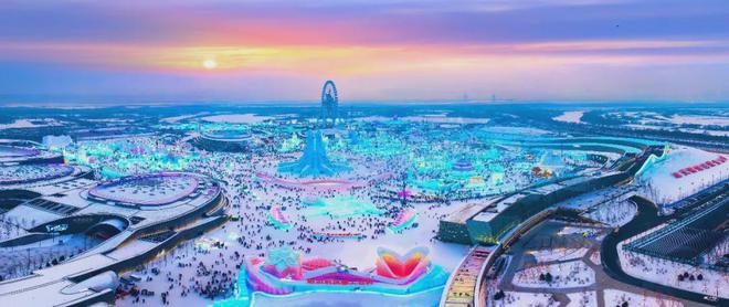 哈尔滨文旅热力全开“火出圈”｜2024年接待游客179亿人次旅游总花费23142亿元(图6)