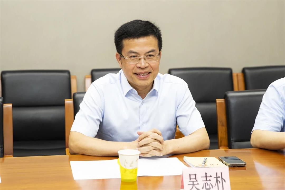 z6尊龙·中国网站：县长吴志朴赴中国轻工业联合会共商陶瓷产业高质量发展新路径(图2)