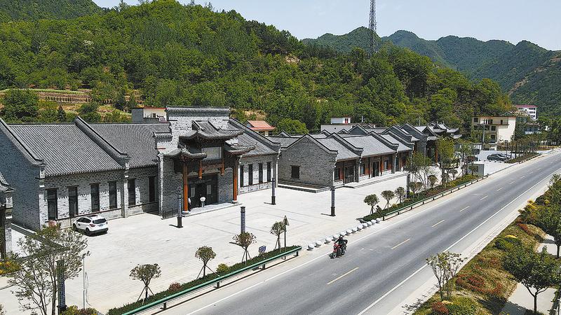 z6尊龙入口：2025年上半年全市重点项目观摩：柞水这些项目接受“检阅”(图5)