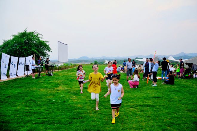 z6尊龙·中国网站：西柏坡柏里水乡：农文旅康养融合发展｜第七届“中国服务”·旅游产品创意案例（31）(图9)