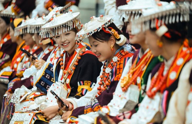 年入百亿、连续三年全国百强！康定“文旅+”谱写高质量发展新篇(图4)