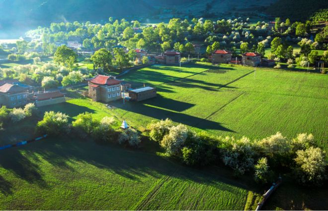 年入百亿、连续三年全国百强！康定“文旅+”谱写高质量发展新篇(图8)