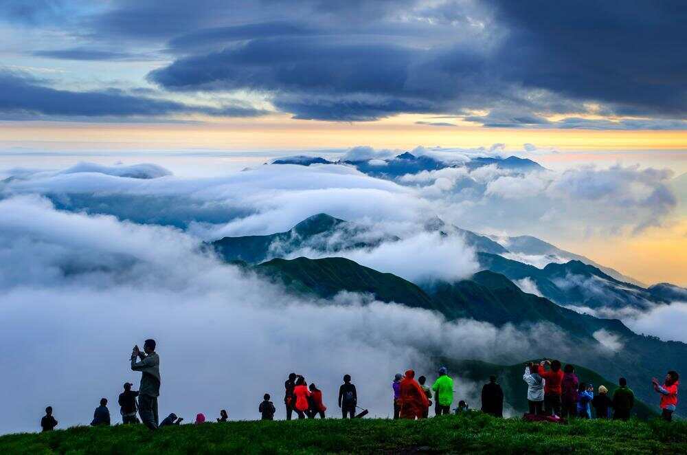 z6尊龙·中国网站：@大湾区市民：江西安福喊你去旅游武功山、羊狮慕等景区可免票或半价(图2)