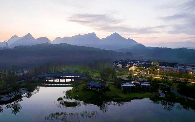 z6尊龙入口：中铁置业两项案例获选贵州康养蓝皮书(图3)