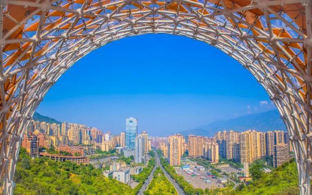 z6尊龙入口：避寒置业新选择：攀枝花以阳光康养吸引外来置业(图3)