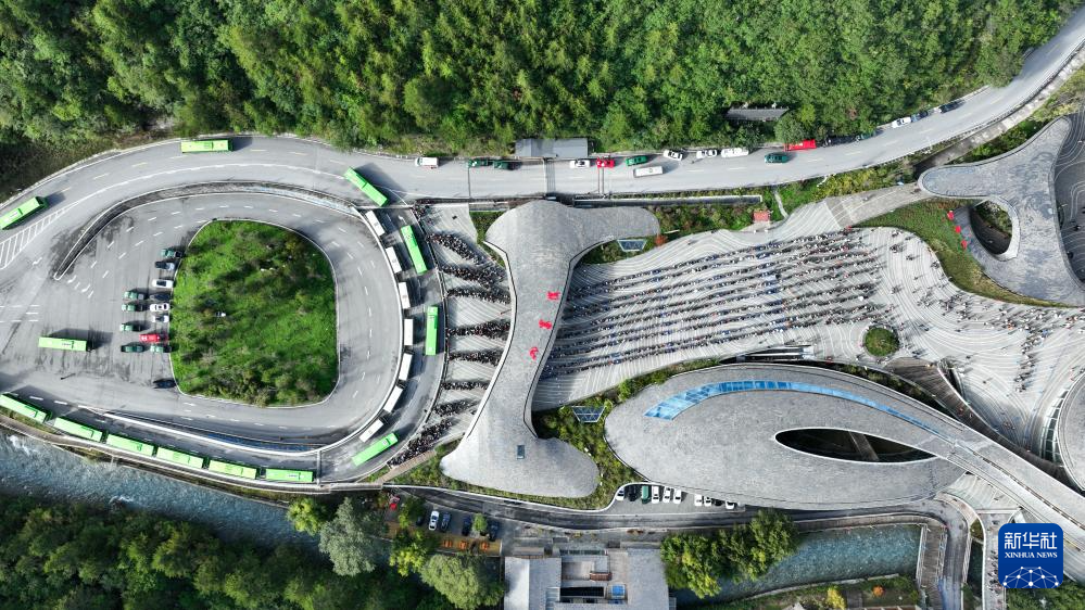 中国经济样本观察·县域样本篇丨不简单！这个“沟”撑起百亿文旅产业(图4)