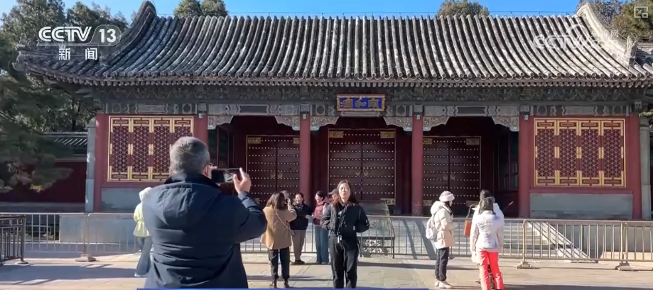 徒步、读诗、康养……“适老化”升级大有潜力冬日银发文旅市场暖意融融(图10)