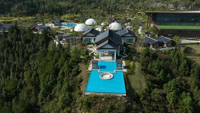 z6尊龙平台：龙里云从朵花温泉康养旅居季邀游客暖冬畅游(图1)