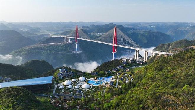 z6尊龙平台：龙里云从朵花温泉康养旅居季邀游客暖冬畅游(图2)