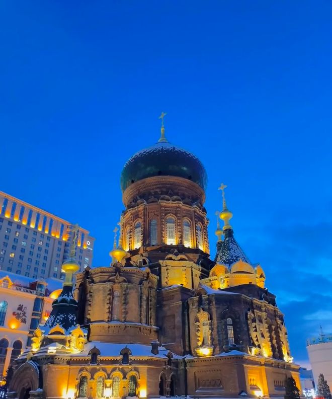 冰雪季来临：哈尔滨旅行社全方位评测从到电话一篇搞定(图2)