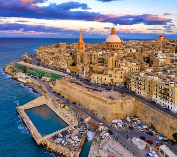 z6尊龙入口：全球最小发达国家：美女遍地快被中国“买”下中国移民占87%(图11)