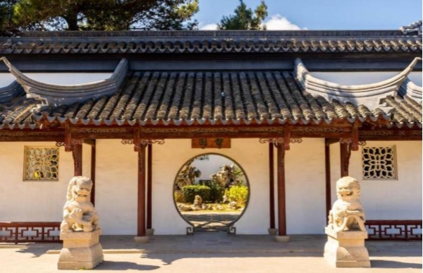 z6尊龙入口：全球最小发达国家：美女遍地快被中国“买”下中国移民占87%(图12)