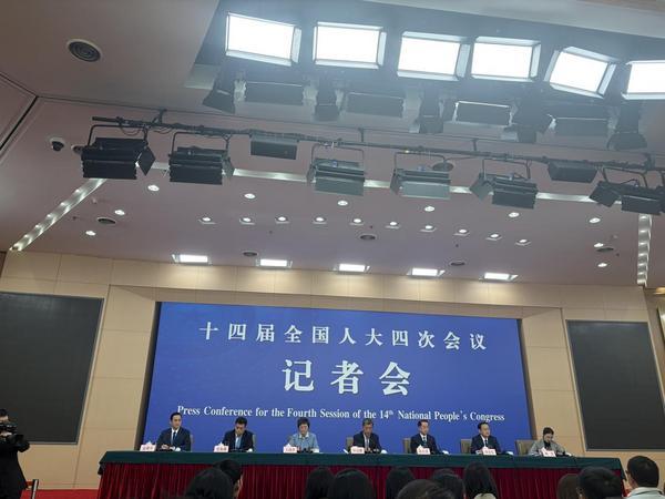 z6尊龙平台：事关养老、就业、文旅民生主题记者会回应热点关切(图1)