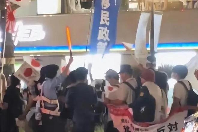 大批印度人开始入侵日本！素质极低遭人嫌弃当地百姓要遭殃了(图9)