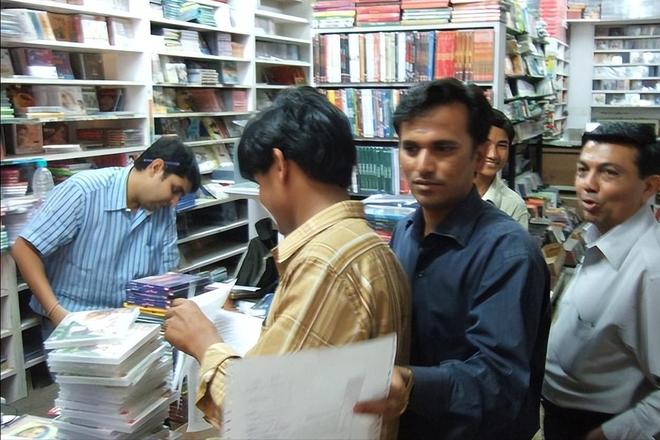 大批印度人开始入侵日本！素质极低遭人嫌弃当地百姓要遭殃了(图5)