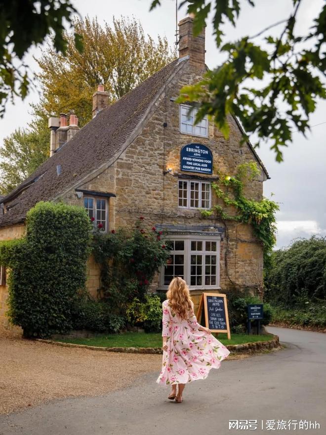 z6尊龙平台：北京出发去英国旅游：十余家旅行社信息整理(图1)