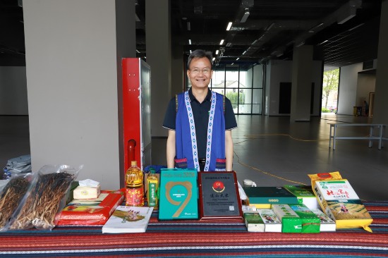 广东清远连山疗休养基地推介暨“消费帮扶工惠行”活动举行(图1)