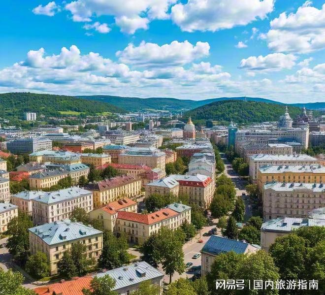 z6尊龙平台：五一俄罗斯旅游团报价怎么查？正规十佳旅行社哪家更靠谱(图1)